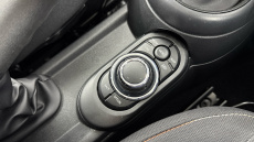 MINI Hatchback 1.5 Cooper Classic Premium 5dr Petrol Hatchback